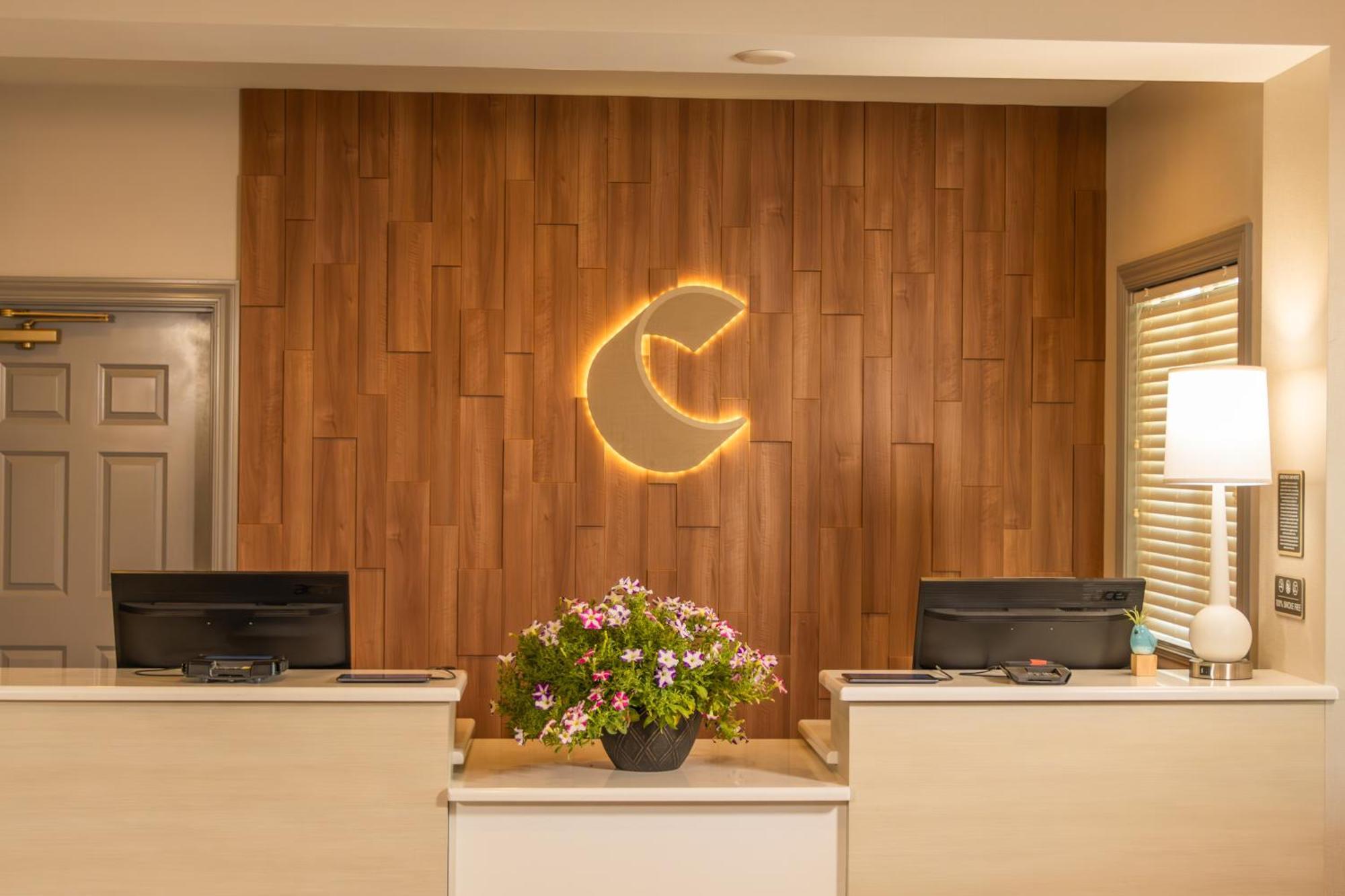 Comfort Inn & Suites Dover Экстерьер фото